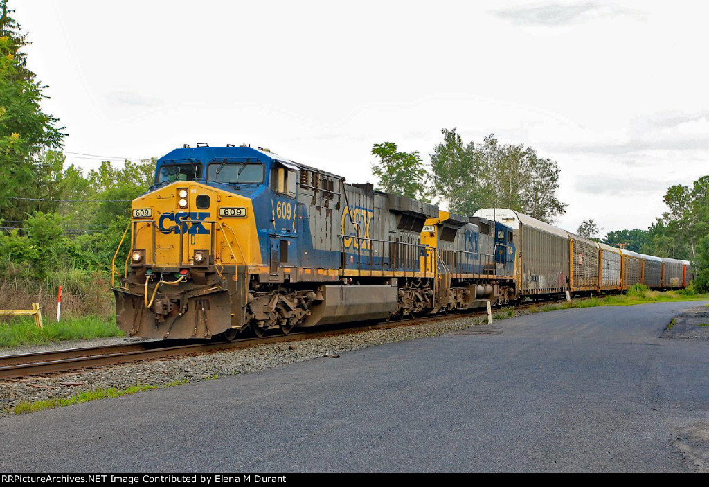 CSX 609 on Q-434